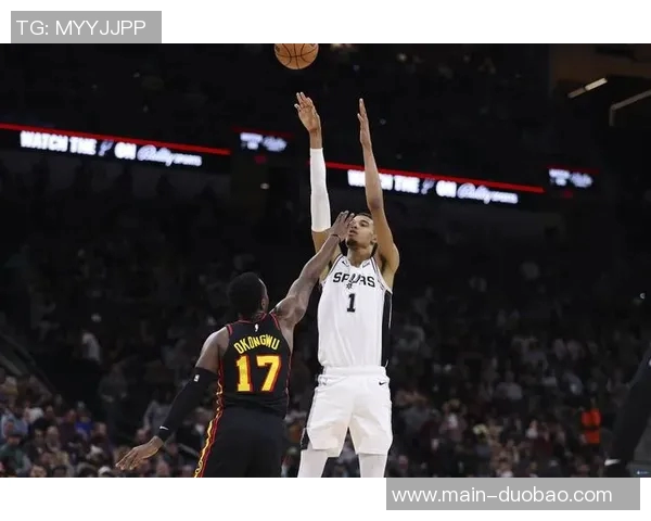 文班亚马再创佳绩单场30分5盖帽升至历史第十位